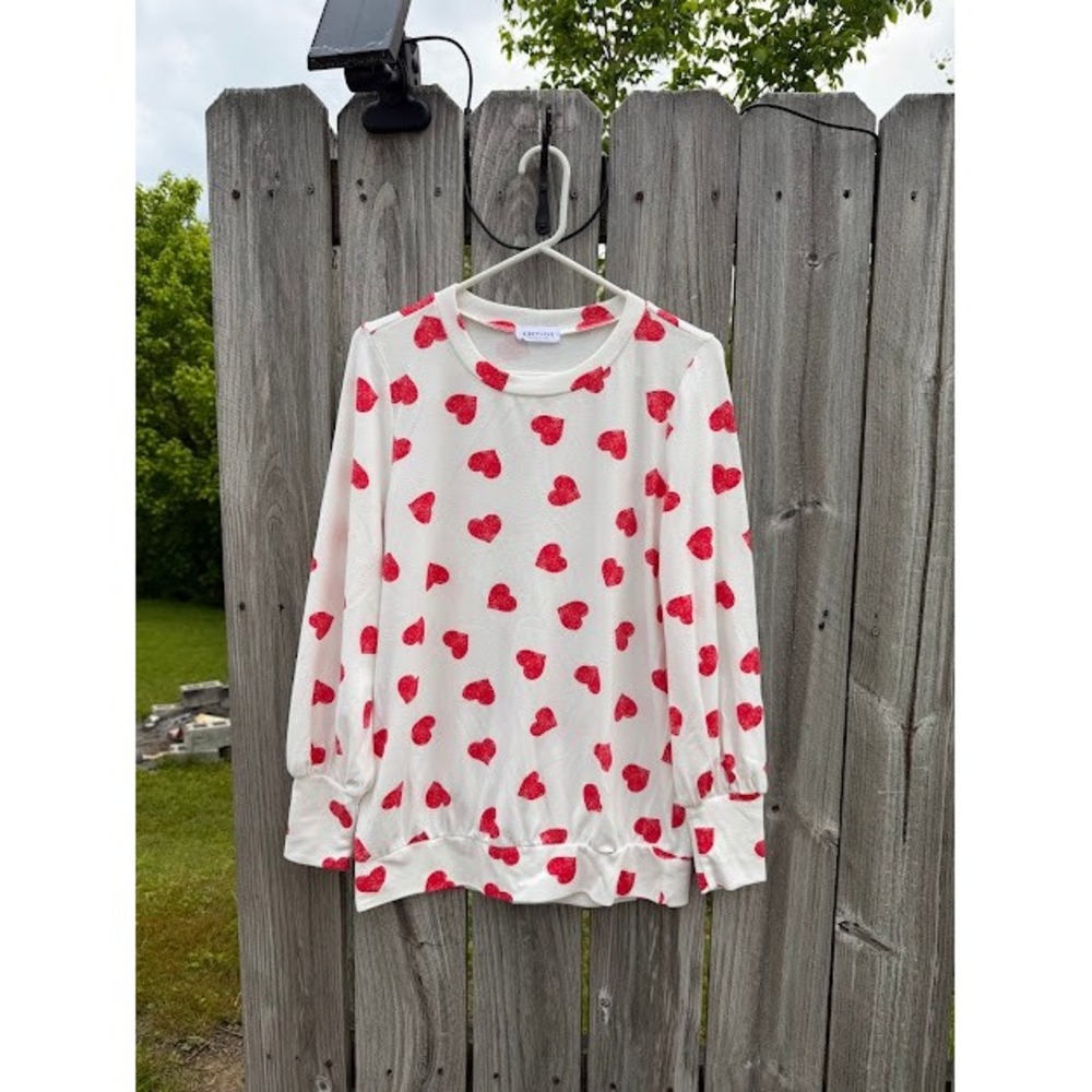 First Love by Lovelyn Womens White Red Glitter Heart Long Sleeve Top Small 11718